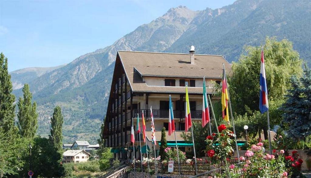 Hotel Les Barnieres Guillestre Luaran gambar