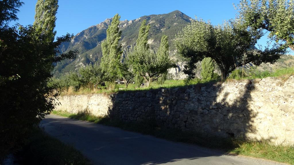 Hotel Les Barnieres Guillestre Luaran gambar