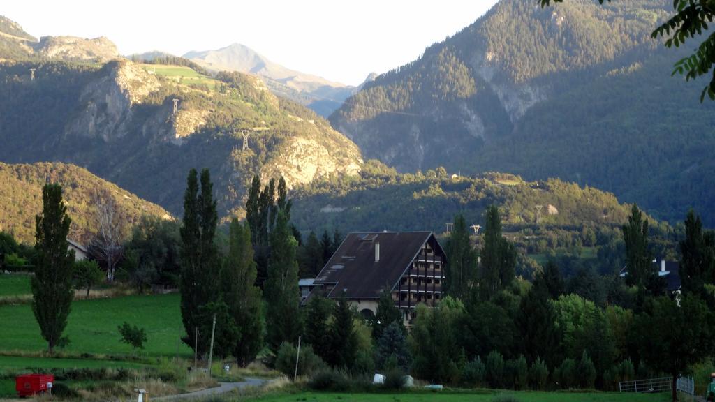 Hotel Les Barnieres Guillestre Luaran gambar
