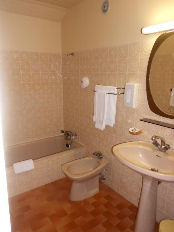 Hotel Les Barnieres Guillestre Bilik gambar